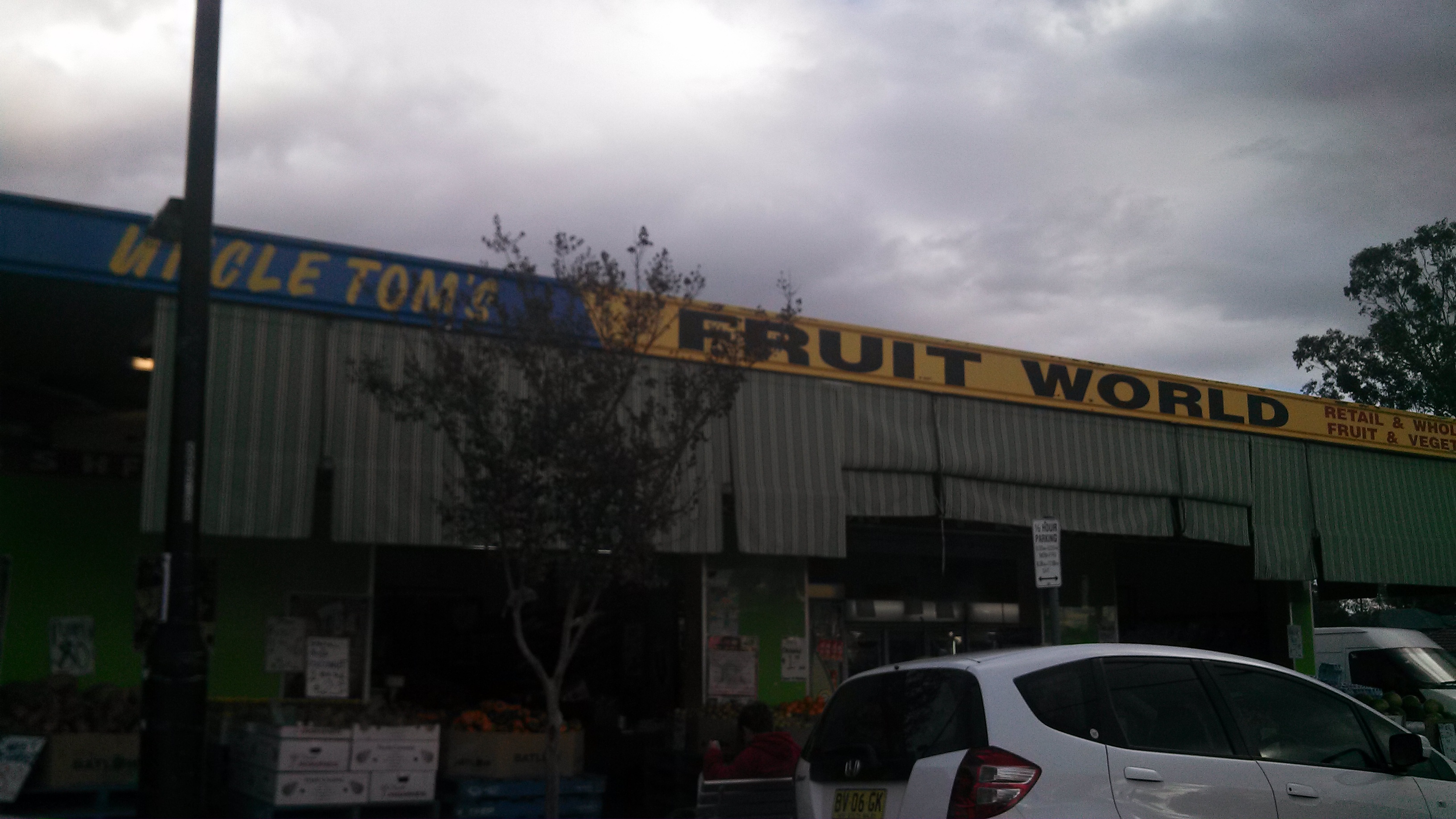 Uncle Tom's Fruit World