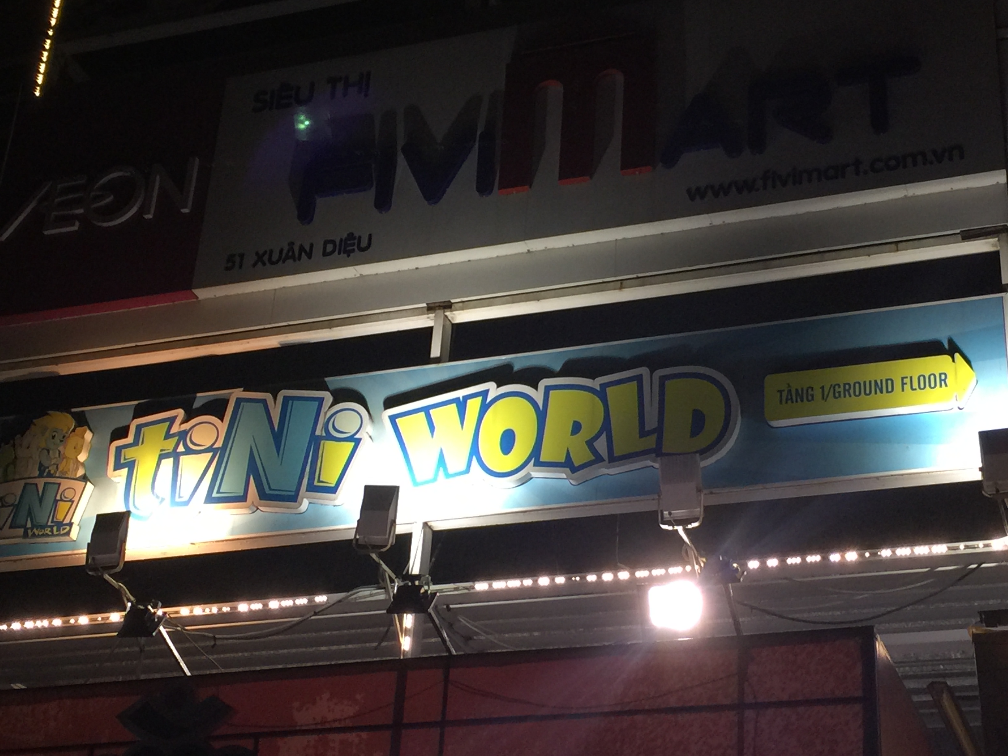 28-aug-tini-world-ha-noi-karl